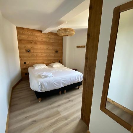 Residence Les 3 Sommets Sarcenas Buitenkant foto