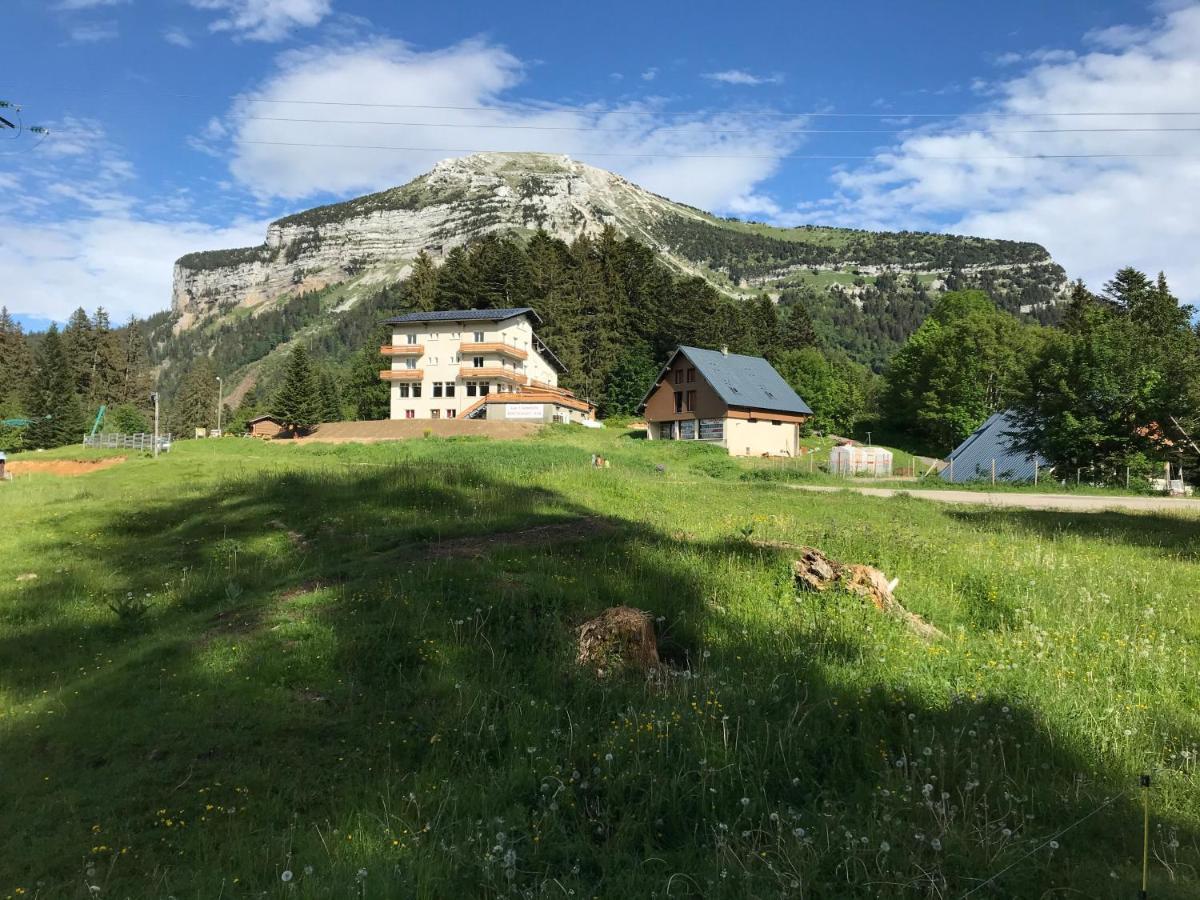 Residence Les 3 Sommets Sarcenas Buitenkant foto