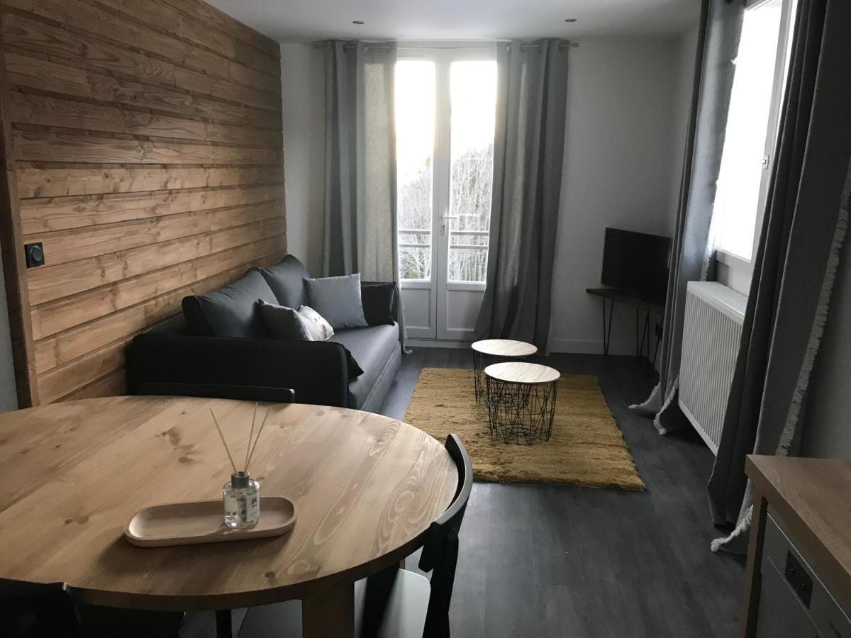 Residence Les 3 Sommets Sarcenas Buitenkant foto